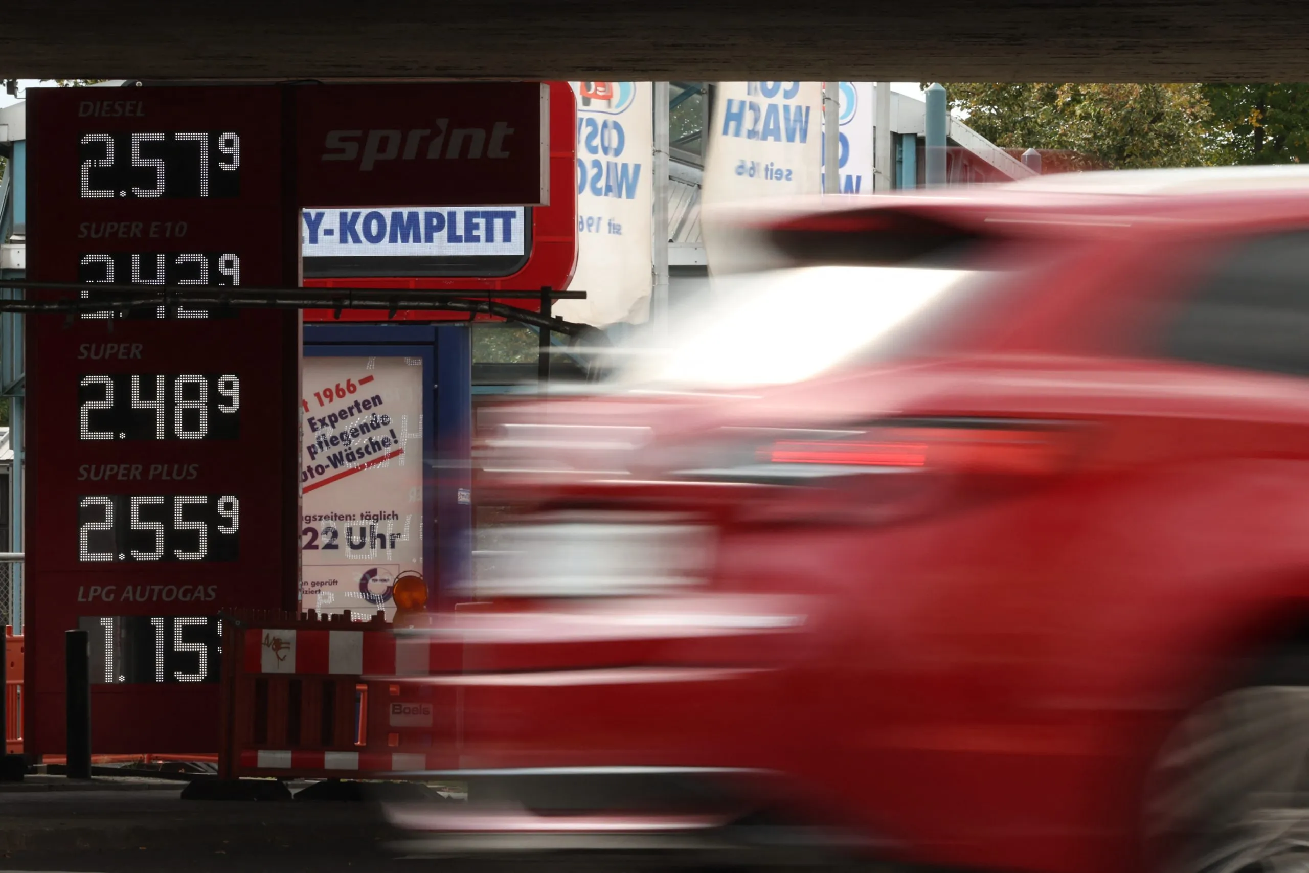 Πρατήριο καυσίμων στη Γερμανία με υψηλές τιμές