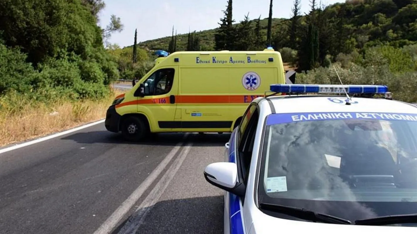 Αστυνομικοί σε οικοδομή στη Γλυφάδα μετά από επεισόδιο