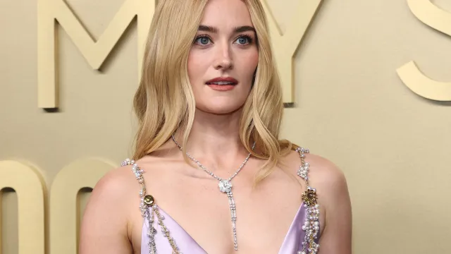 Τα πιο κομψά beauty looks στα Emmy Awards 2026