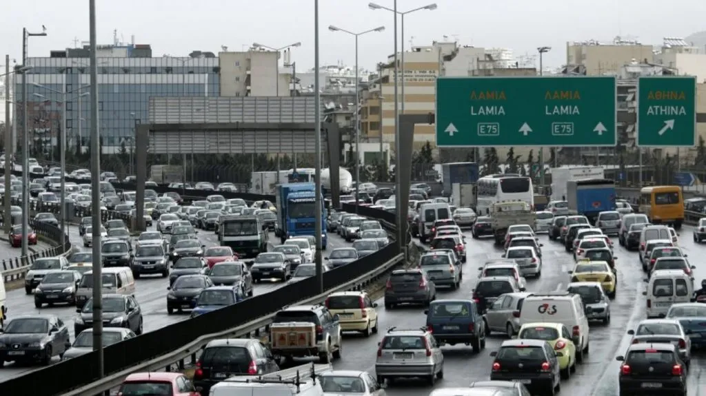Αυξημένη κίνηση στον Κηφισό και την Αττική Οδό