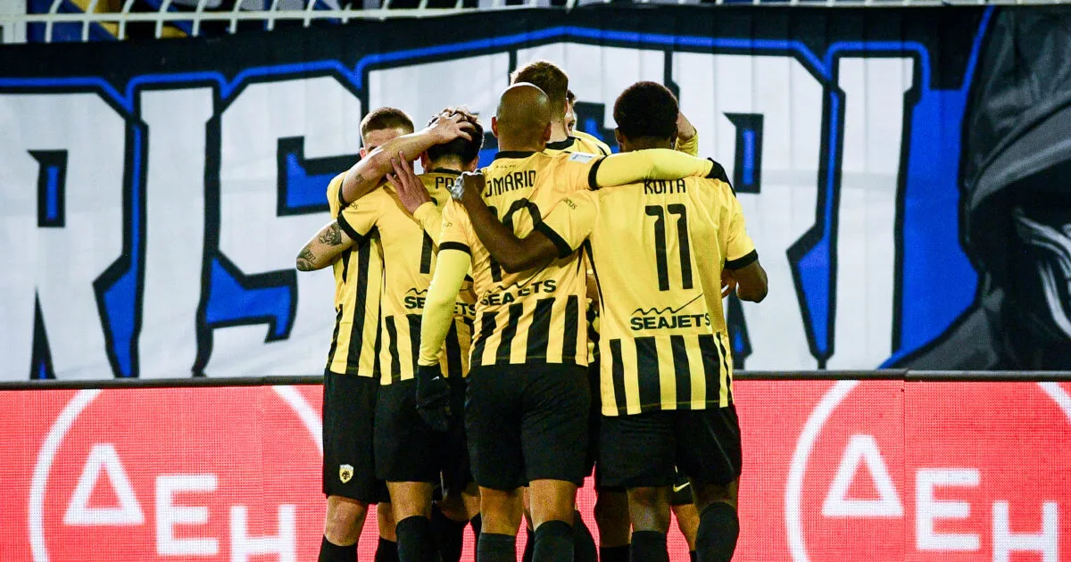 Παίκτες της ΑΕΚ σε αγώνα Champions League