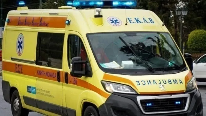 50χρονη διευθύντρια νοσηλεύεται μετά από ανακοπή σε κεραυνό