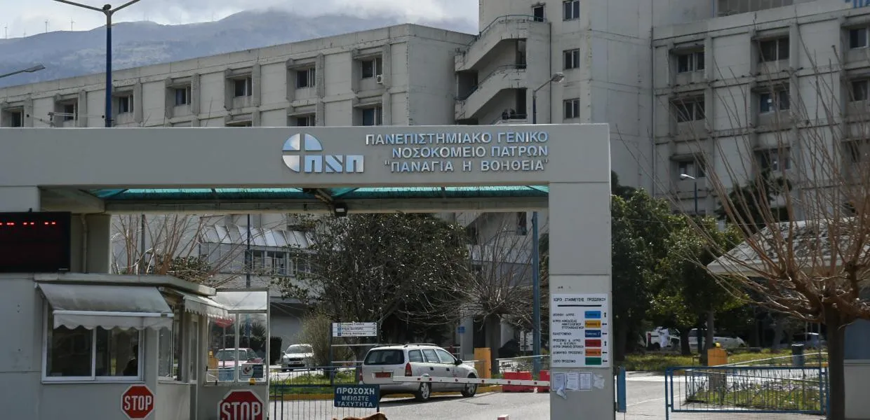 10χρονος Θοδωρής με ναυαγοσώστρια σε βιντεοκλήση από το νοσοκομείο