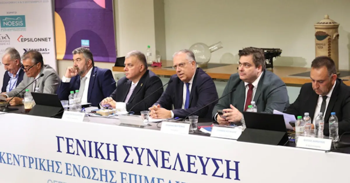 Ο Θεοδωρικάκος δίνει 681 εκατ. σε μικρομεσαίες επιχειρήσεις