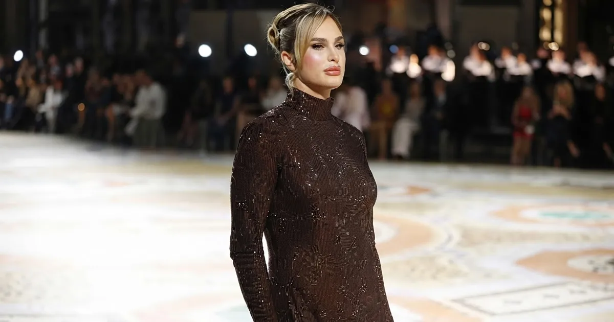 Χάιντι Κλουμ και Αρίνα Σαμπαλένκα στο Vogue World 2026 Μιλάνο