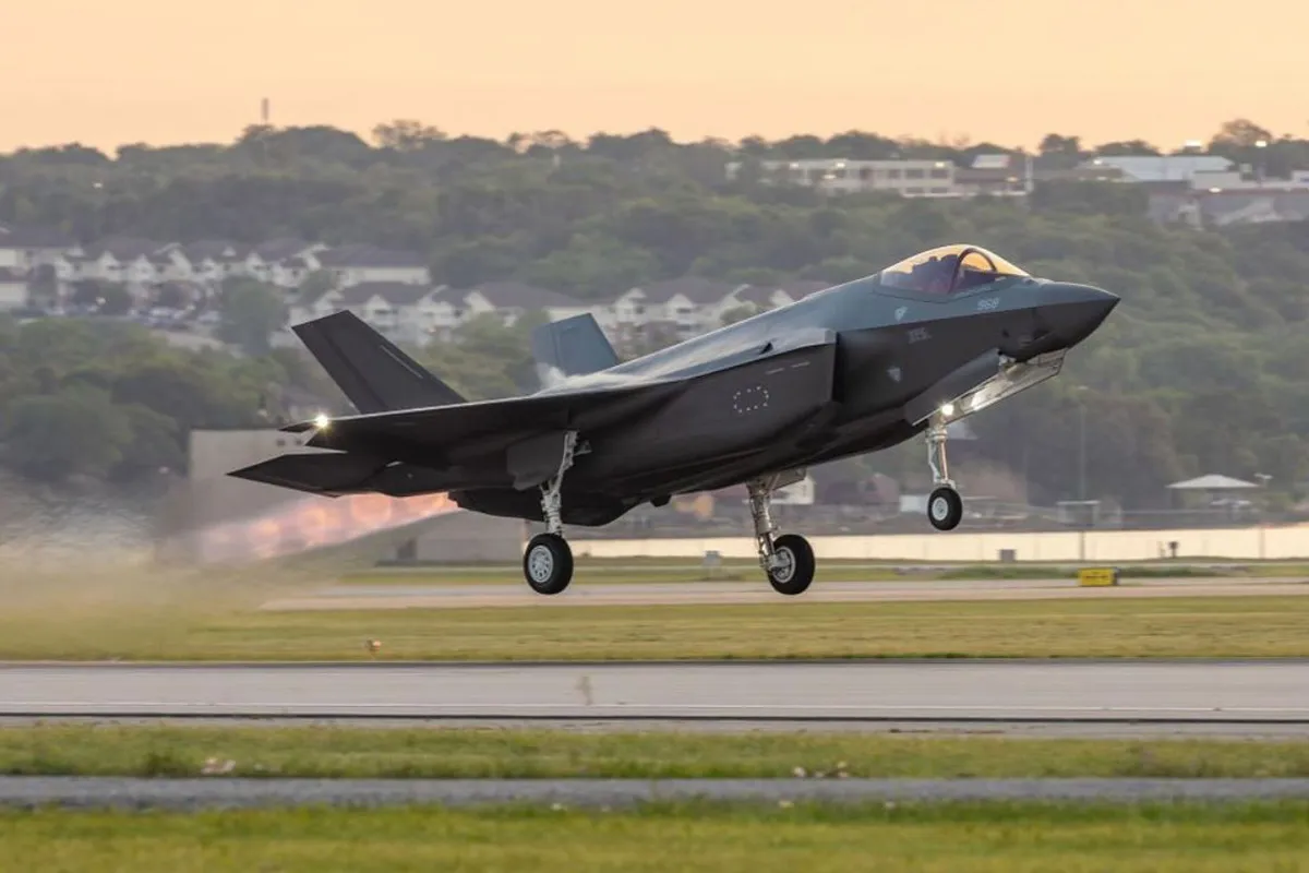 Μαχητικό αεροσκάφος F-35 της Lockheed Martin σε πτήση