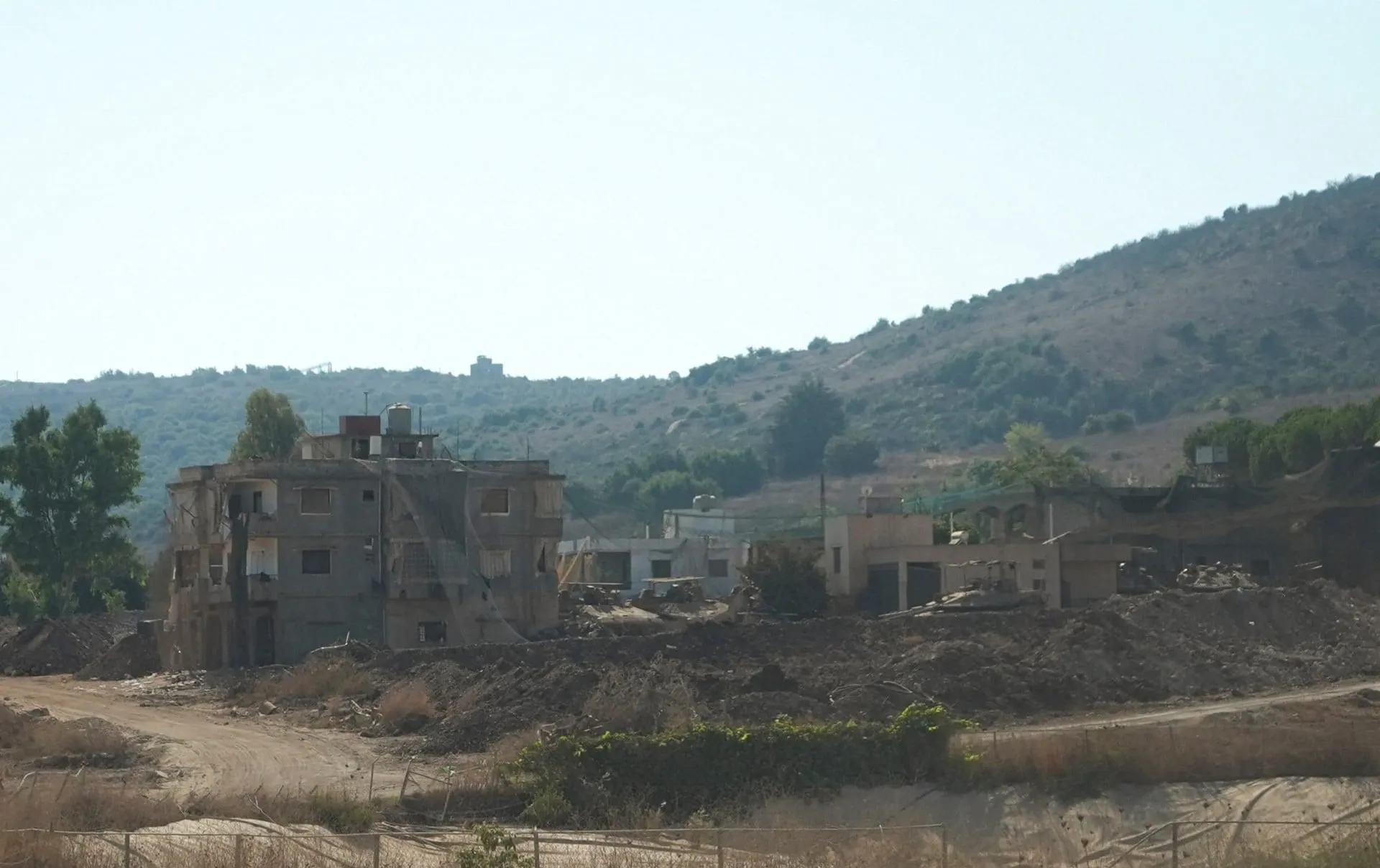 Συντρίμμια κτιρίου μετά από ισραηλινό βομβαρδισμό στον Λίβανο
