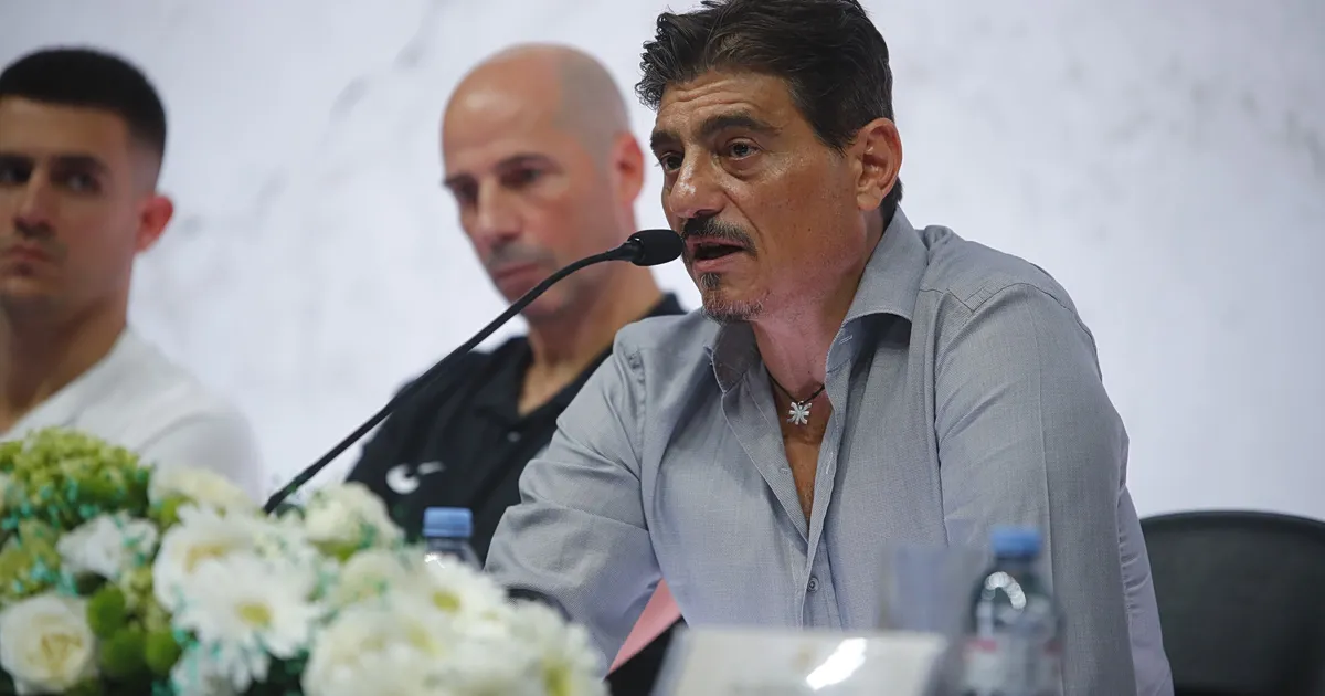 Ο Δημήτρης Γιαννακόπουλος υποδέχεται τον Τέλη Μυστακίδη στο T-Center