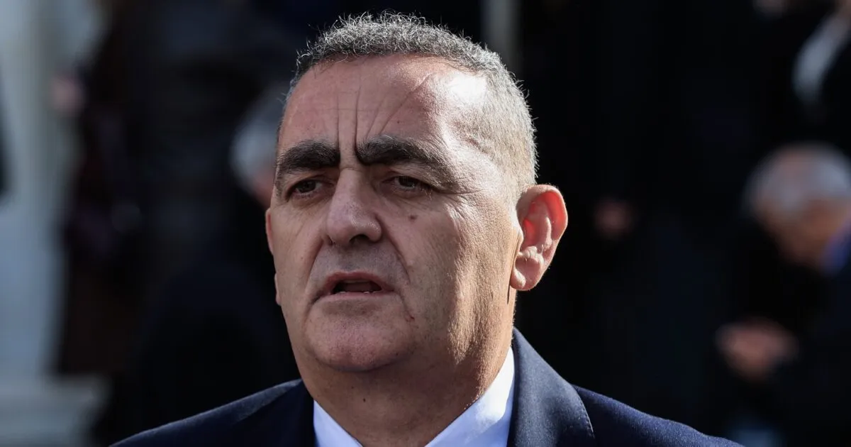 Ο Φρέντι Μπελέρης σε συνέντευξη για τον Ηλία Κασιδιάρη