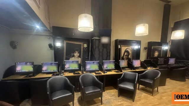 Παράνομο καζίνο εντοπίστηκε πίσω από μαγαζί στην Αθήνα