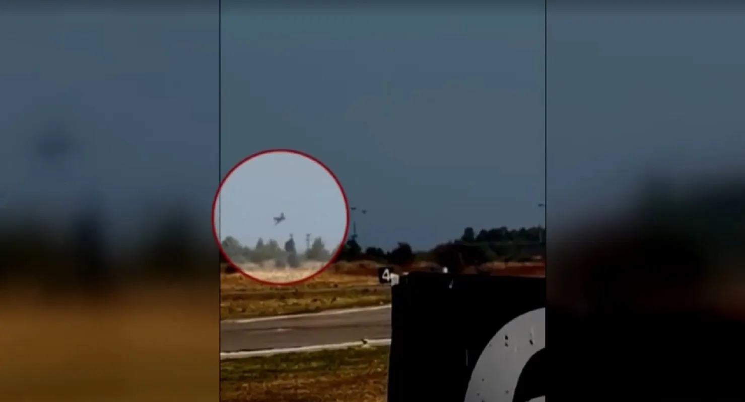 Συντριβή μαχητικού Phantom στην Τανάγρα με φλόγες