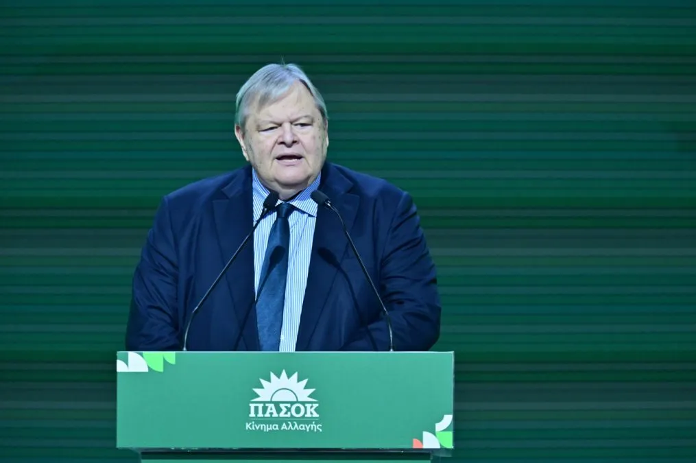Ο Ευάγγελος Βενιζέλος σε ομιλία για το ΠΑΣΟΚ