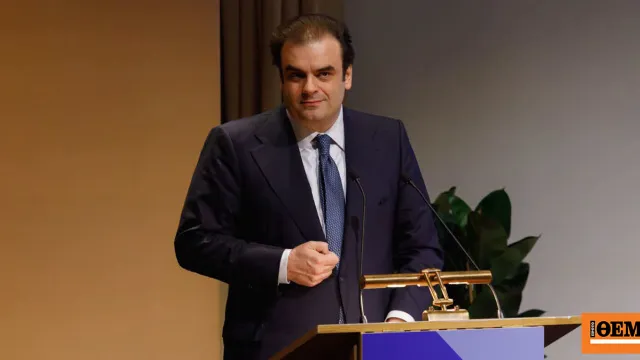Ο Πιερρακάκης μιλά στο συμπόσιο της Επιτροπής Κεφαλαιαγοράς