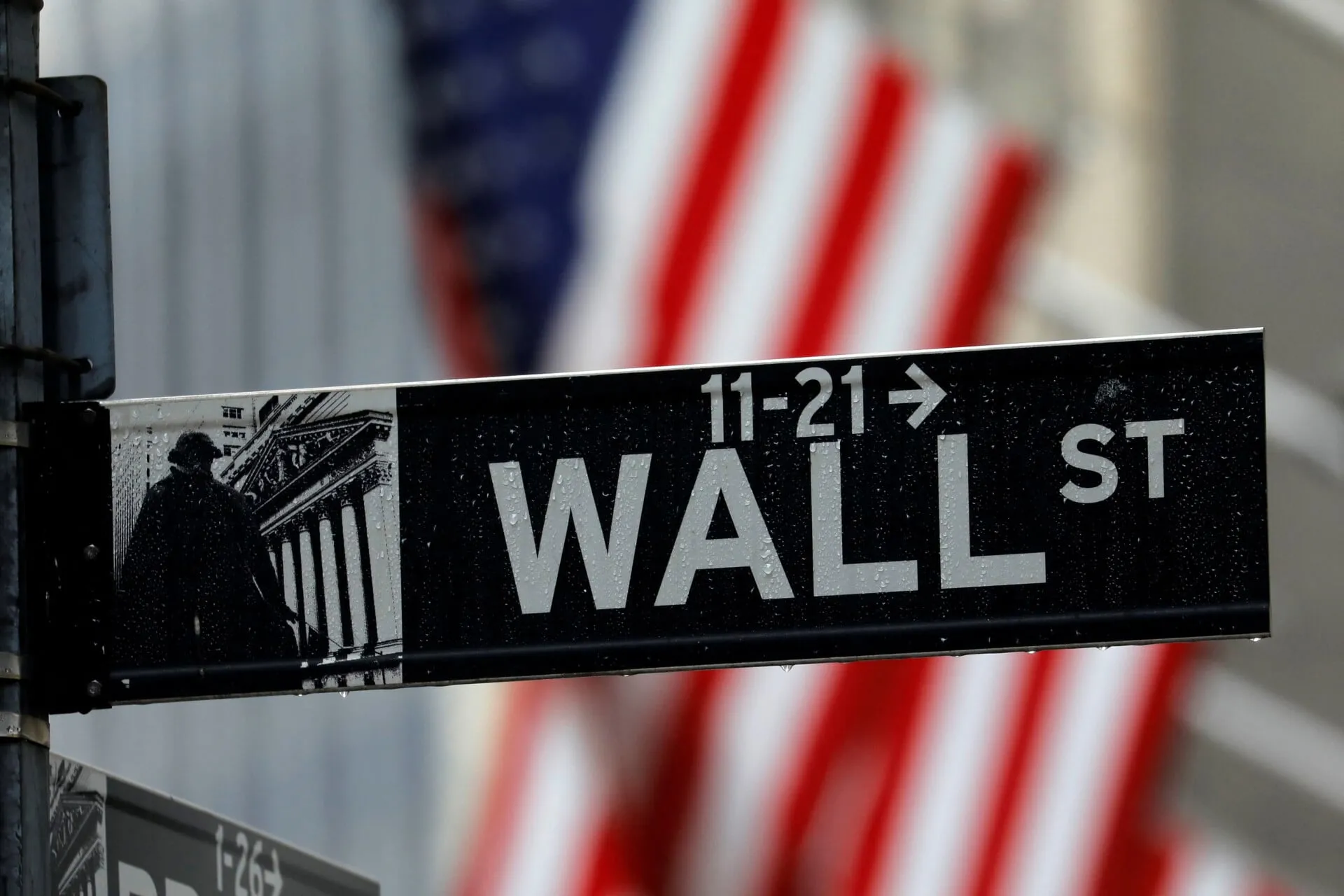 Οθόνη χρηματιστηρίου Wall Street με δείκτες ανόδου