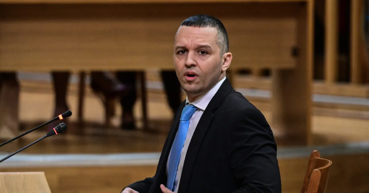 Ο Ηλίας Κασιδιάρης και η Συμμαχία Ελλήνων στη Βουλή