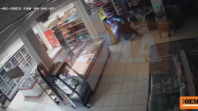 Αστυνομική επιχείρηση για ανατίναξη ΑΤΜ στο Μαρτίνο Φθιώτιδας