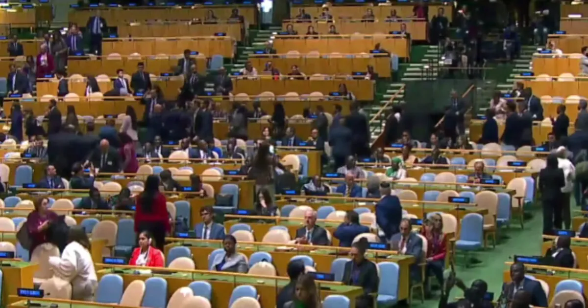 Ο Νετανιάχου μιλά στο βήμα της Γενικής Συνέλευσης του ΟΗΕ