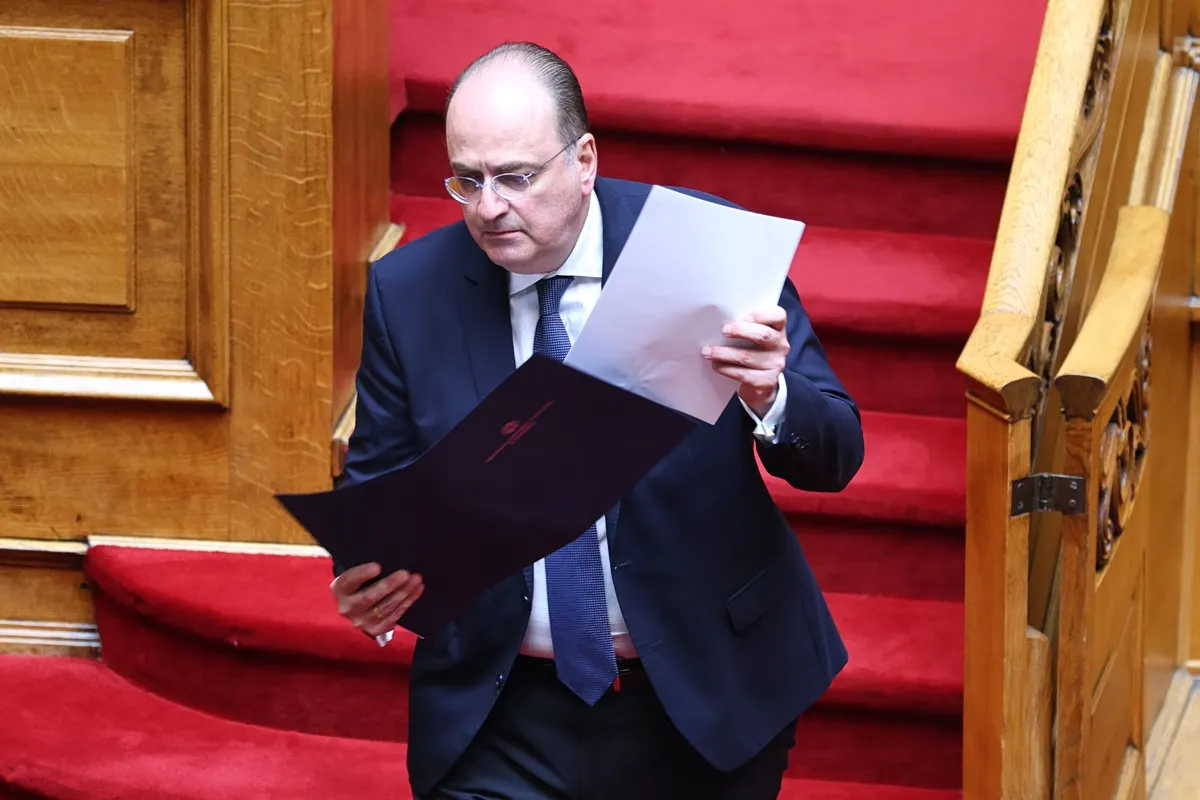 Ο βουλευτής Μακάριος Λαζαρίδης σε συνέντευξη τύπου