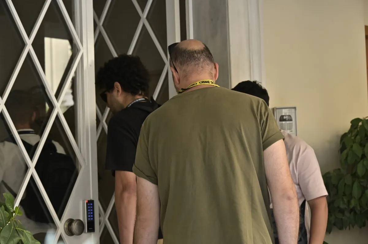 Ιατρείο στο Κολωνάκι όπου κατέρρευσε ο Μαζωνάκης