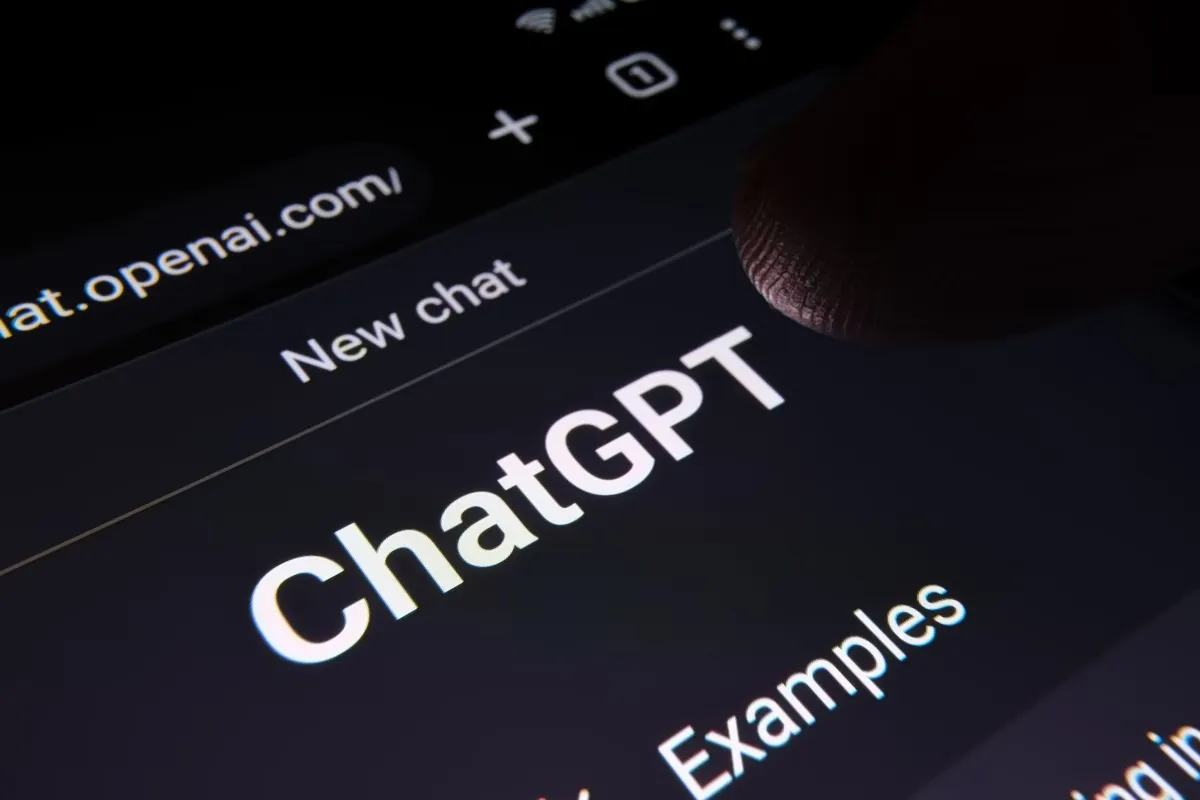 Η OpenAI παρουσιάζει το GPT-6 Astra που κρύβει τις σκέψεις του