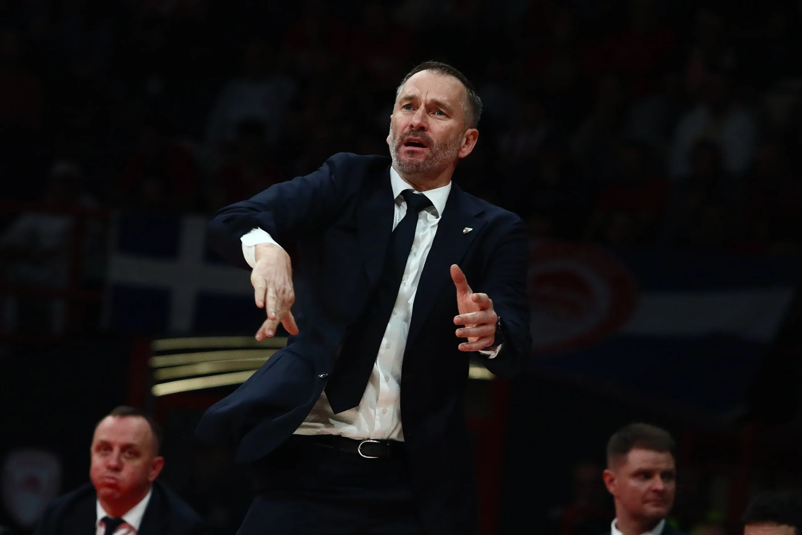Διαιτητές Euroleague σε αγώνα μπάσκετ