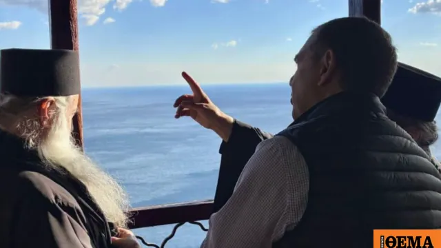 Ο Αλέξης Τσίπρας στο Άγιον Όρος κατά την επίσκεψή του