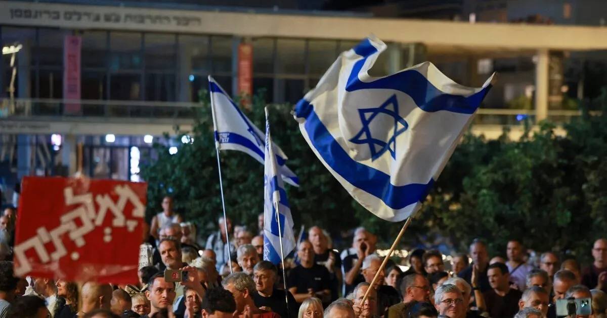 Σημαία Ισραήλ σε εκδήλωση μνήμης για την 7η Οκτωβρίου