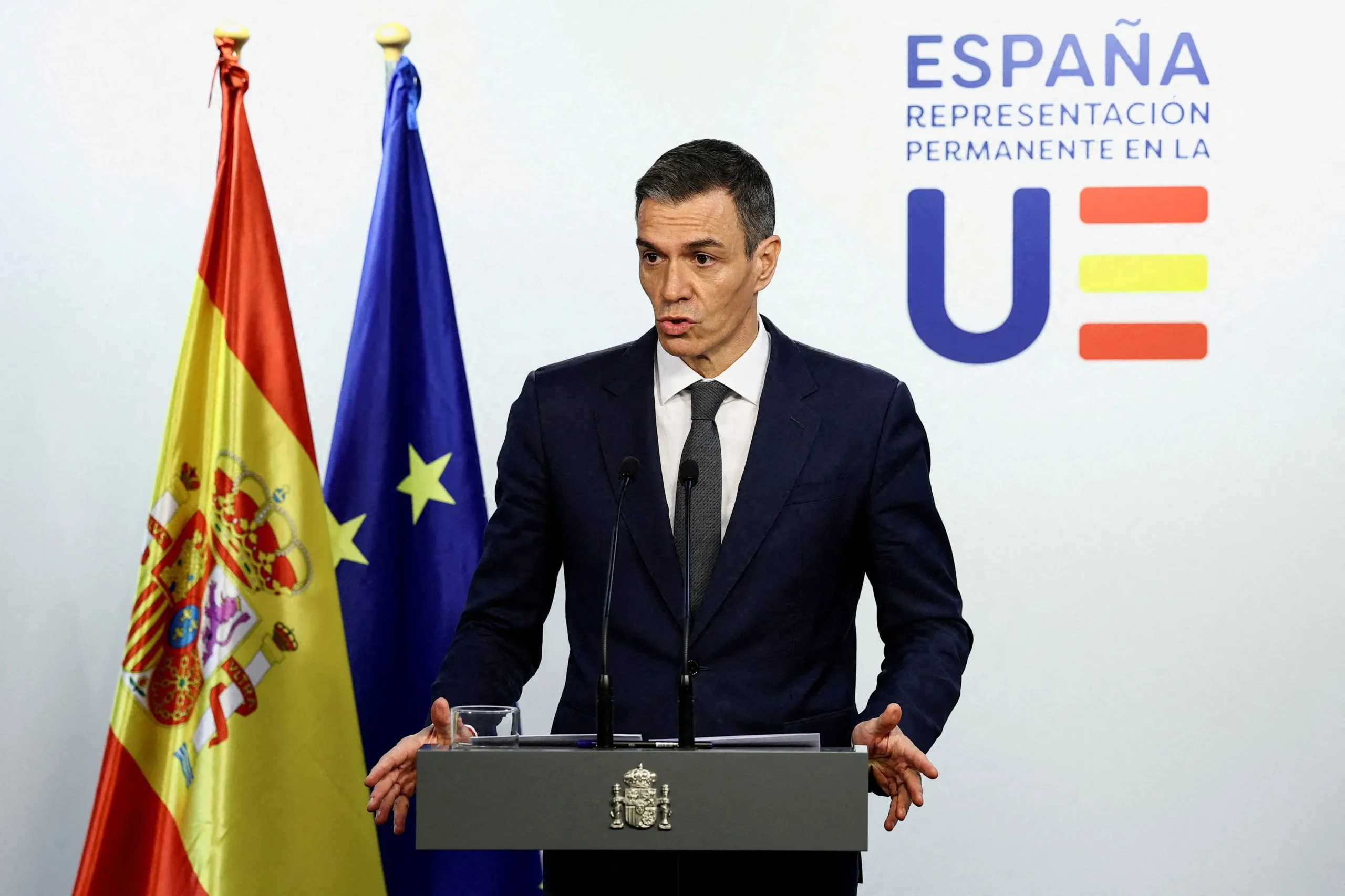 Ο Πέδρο Σάντσεθ ανακοινώνει πρόωρες εκλογές στη Μαδρίτη