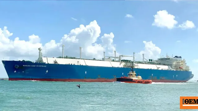 Δεξαμενόπλοιο LNG στα Στενά του Ορμούζ