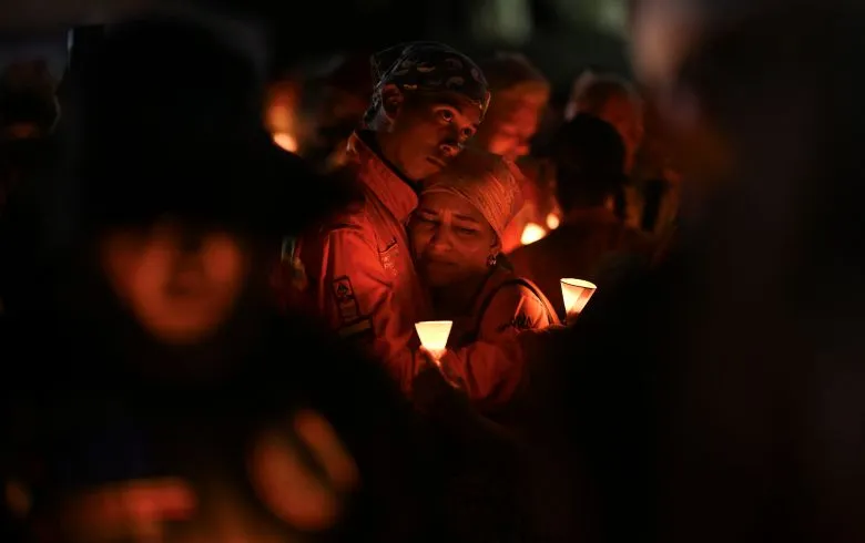 Κεριά στη μνήμη θυμάτων σεισμού στη Βενεζουέλα