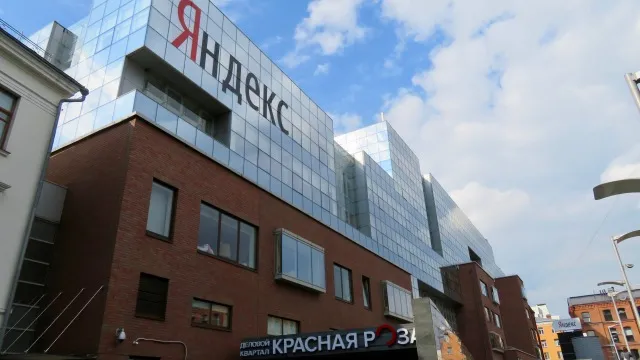 Κατεστραμμένο κέντρο δεδομένων της Yandex μετά από επίθεση με drone