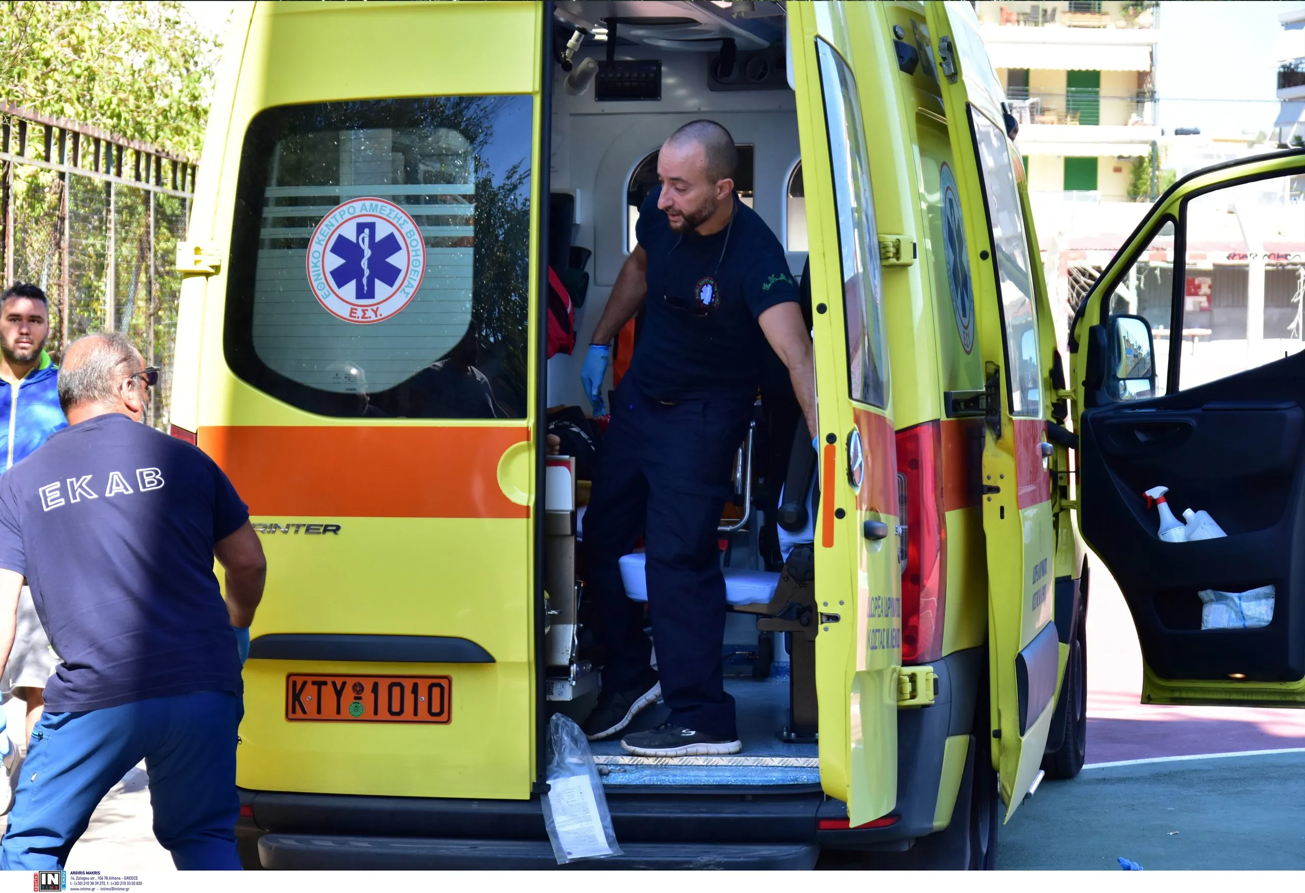 Κεραυνός και καταιγίδα πάνω από τη Ρόδο