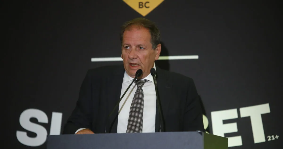Μάκης Αγγελόπουλος ΑΕΚ Sunel Arena Ολυμπιακός