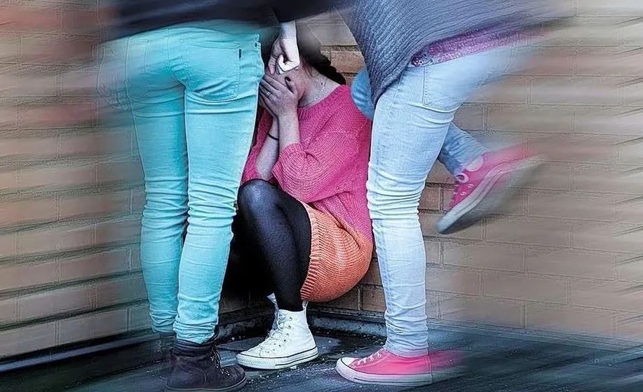 Αστυνομία ερευνά ξυλοδαρμό 13χρονης στη Θεσσαλονίκη