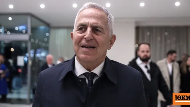 Ανδρουλάκης και Αποστολάκης συνάντηση ΠΑΣΟΚ Βουλή