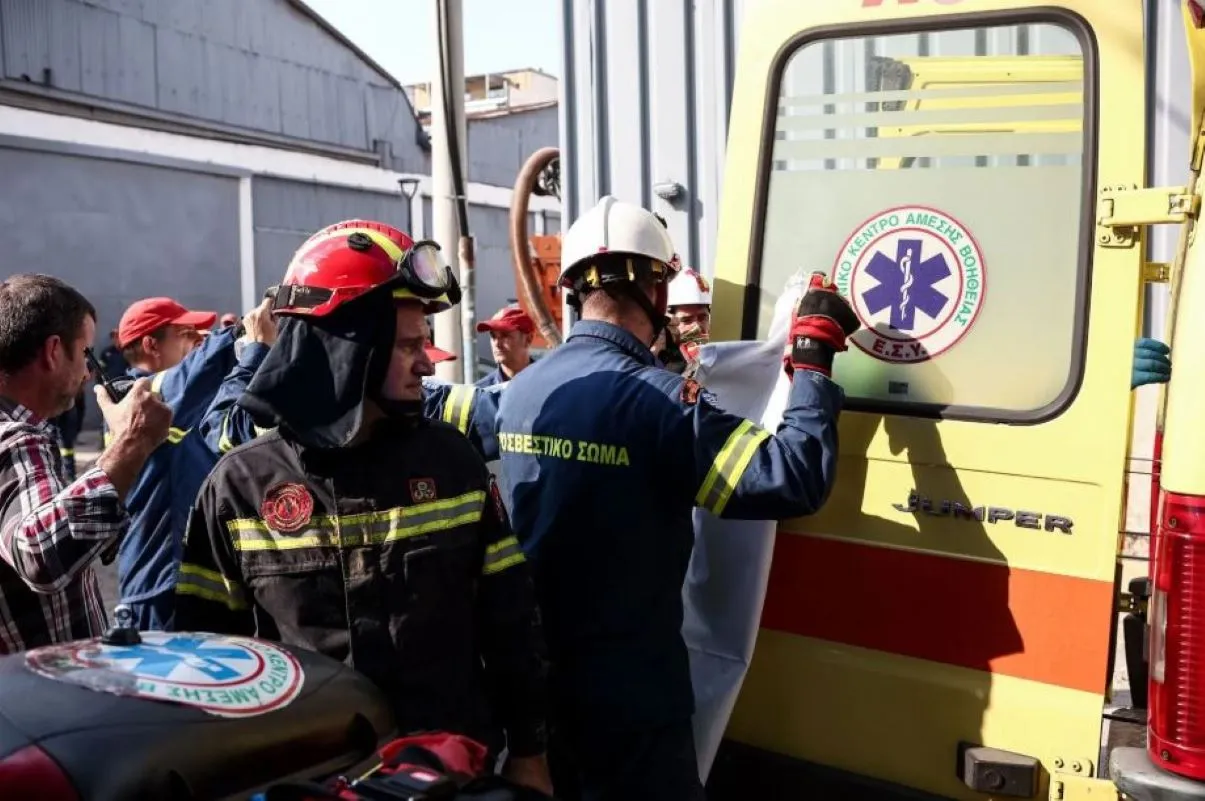 Πυροσβέστες σε επιχείρηση διάσωσης σε φρεάτιο στην Κεφαλονιά