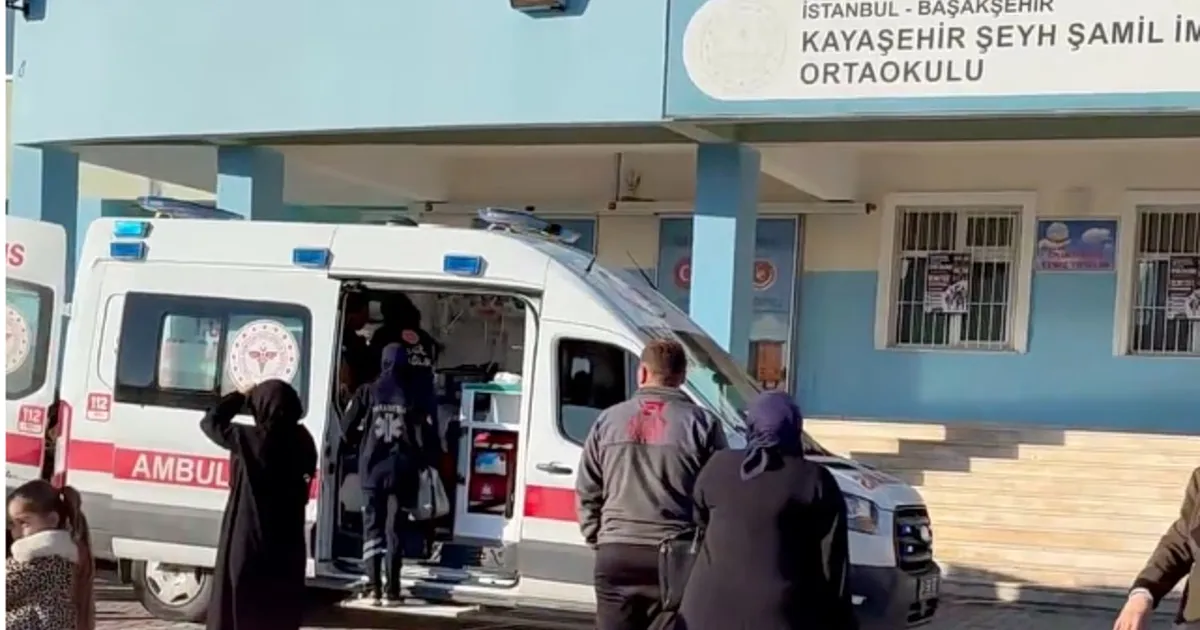 Αστυνομία έξω από σχολείο στην Κωνσταντινούπολη μετά την επίθεση